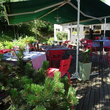 Logis Hotel Restaurant La Tour Dunières Eksteriør bilde